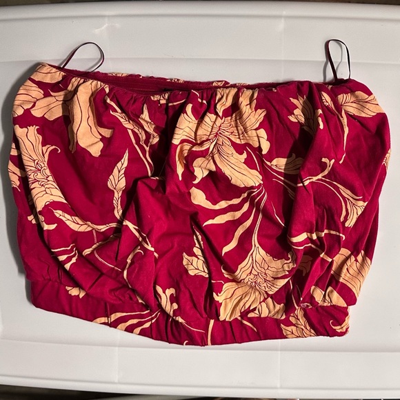 Express Floral Tube Magenta Crop Top - Picture 4 of 5
